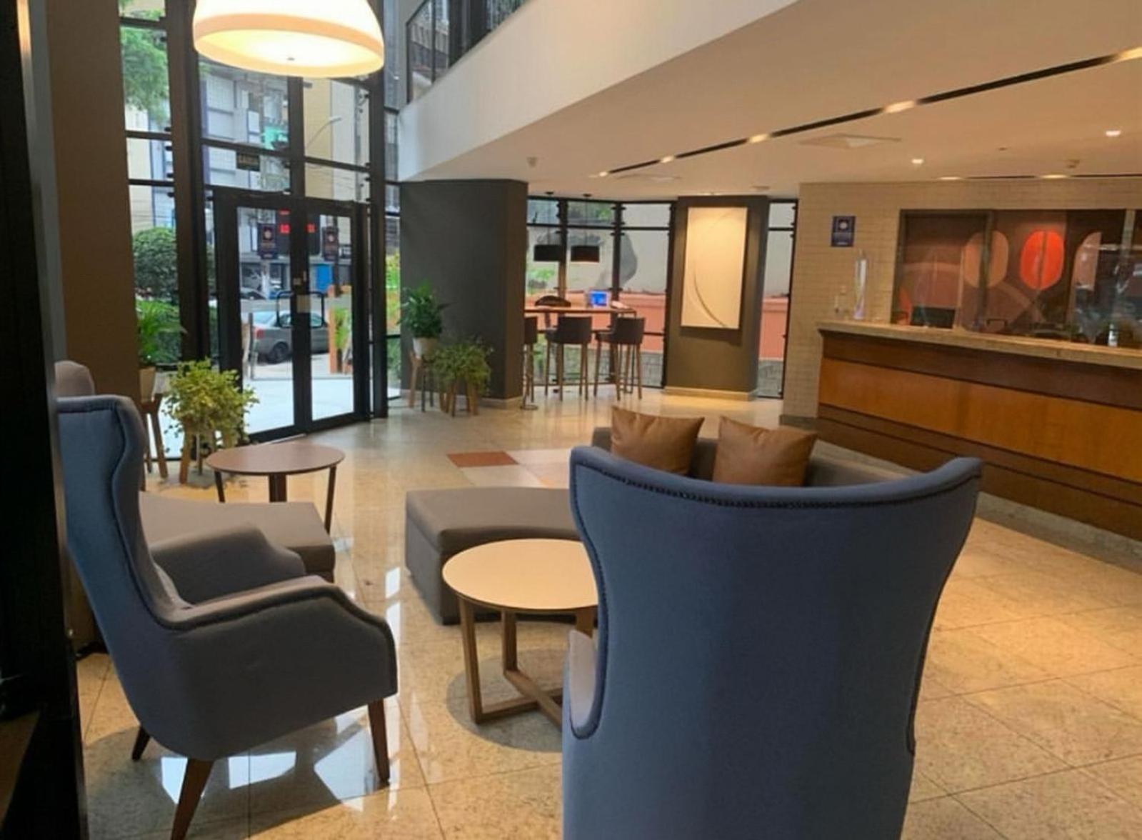 Flat No Hotel Cosmopolitan Com Estacionamento Gratis E Piscina Santos  Ngoại thất bức ảnh